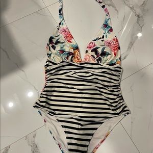 CupShe One piece Swimwear